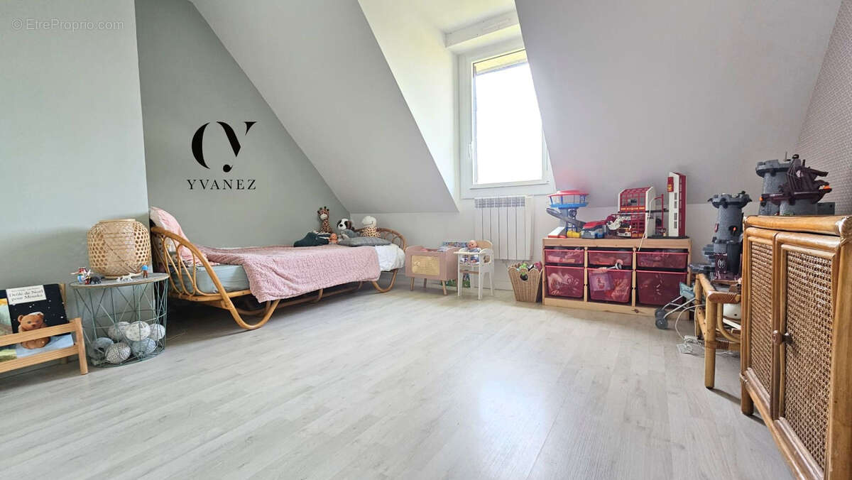 Maison de 144 m2 avec 5 chambres et parcelle de 762 m2 - photo 18