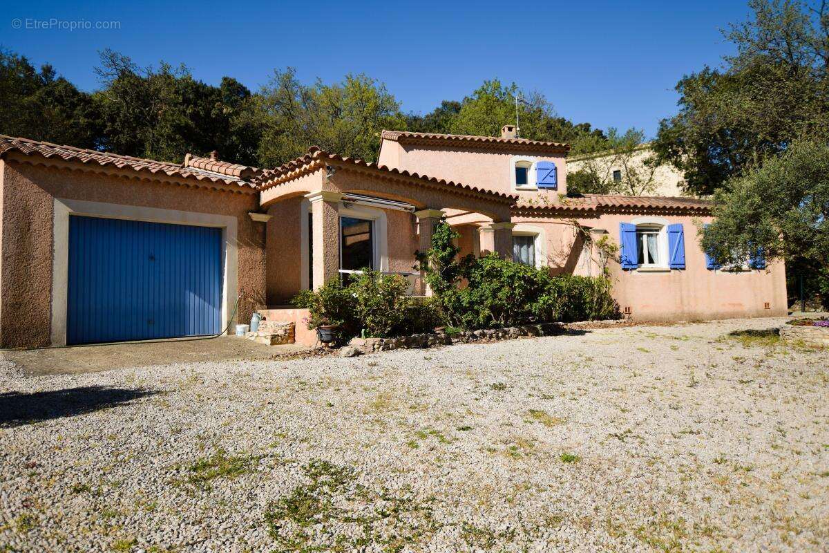 Maison à ROCHEFORT-DU-GARD