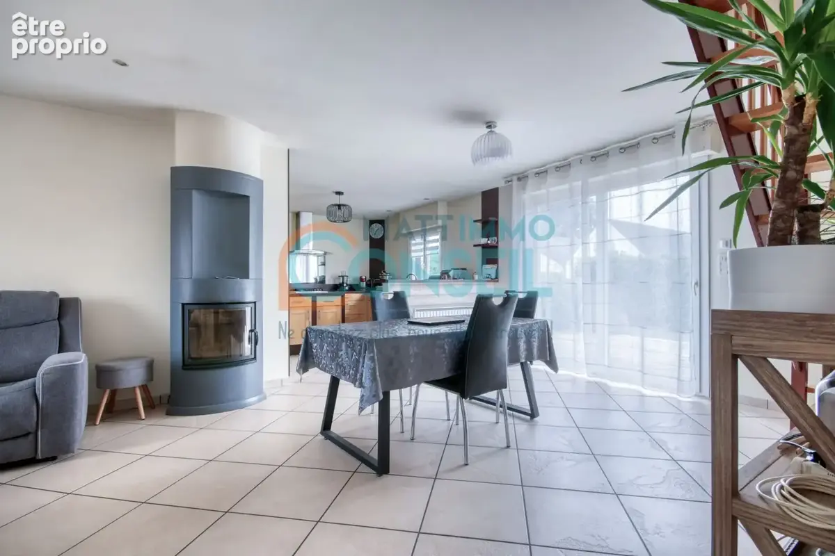 Maison 112 m² à Ferel  - photo 3