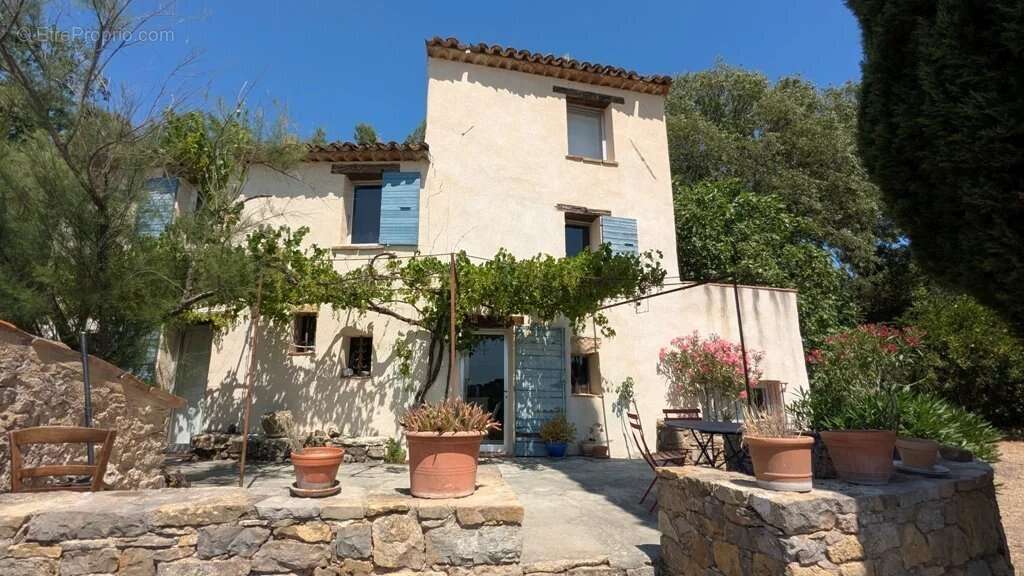 COTIGNAC Maison ancienne sur 4.862m² - photo 7