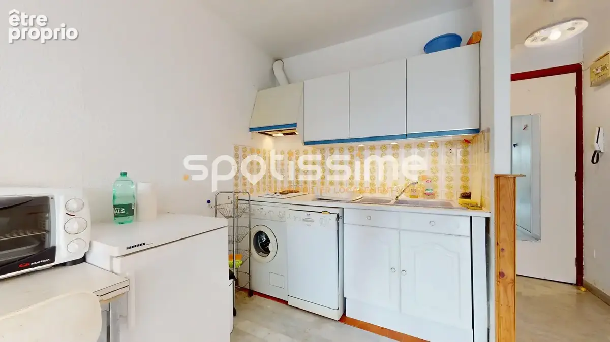 Cap d'Agde  Centre Port  Grand studio cabine en rez-de-jardin avec 22 m² d'extérieur - photo 6