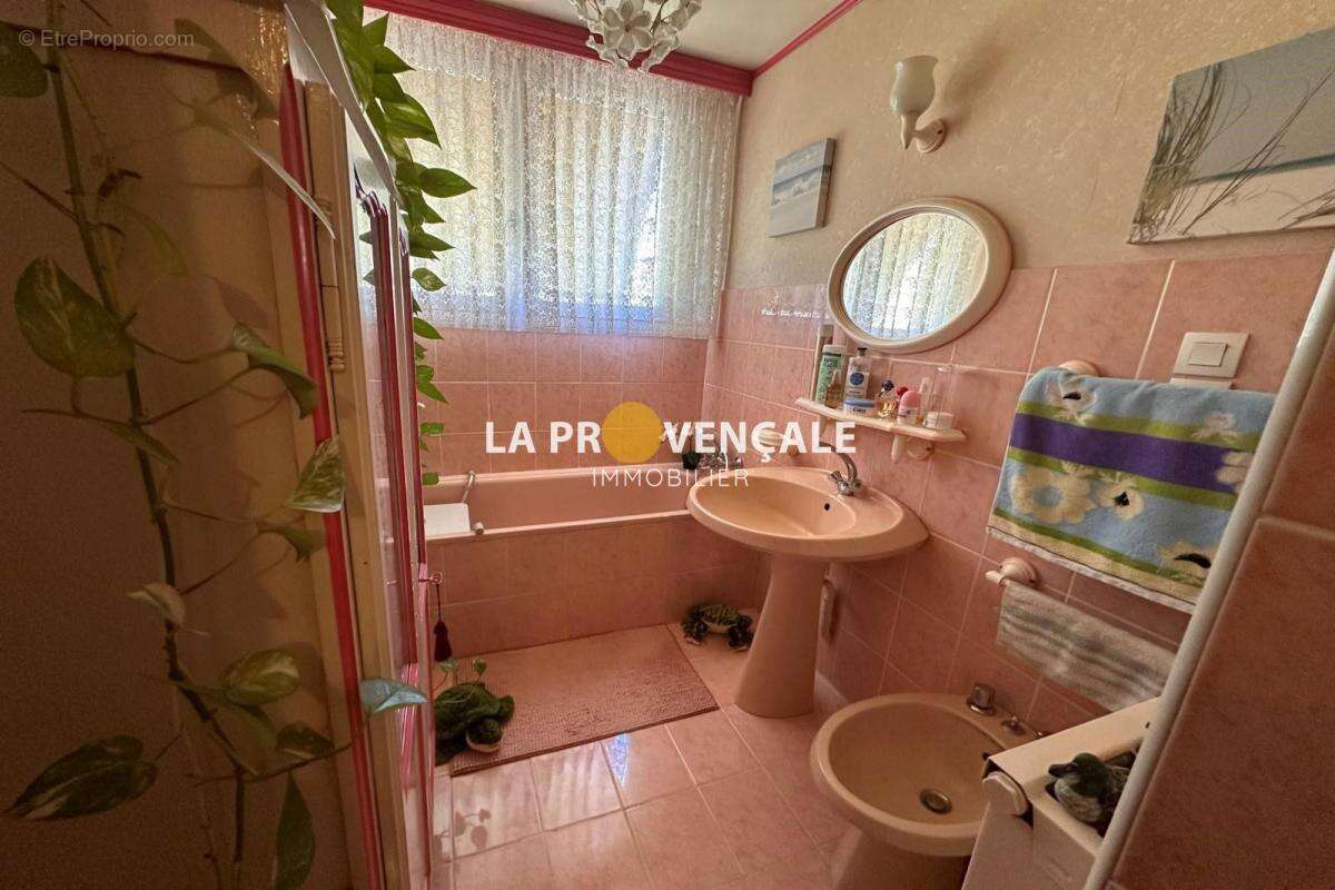 Appartement à MARSEILLE-14E