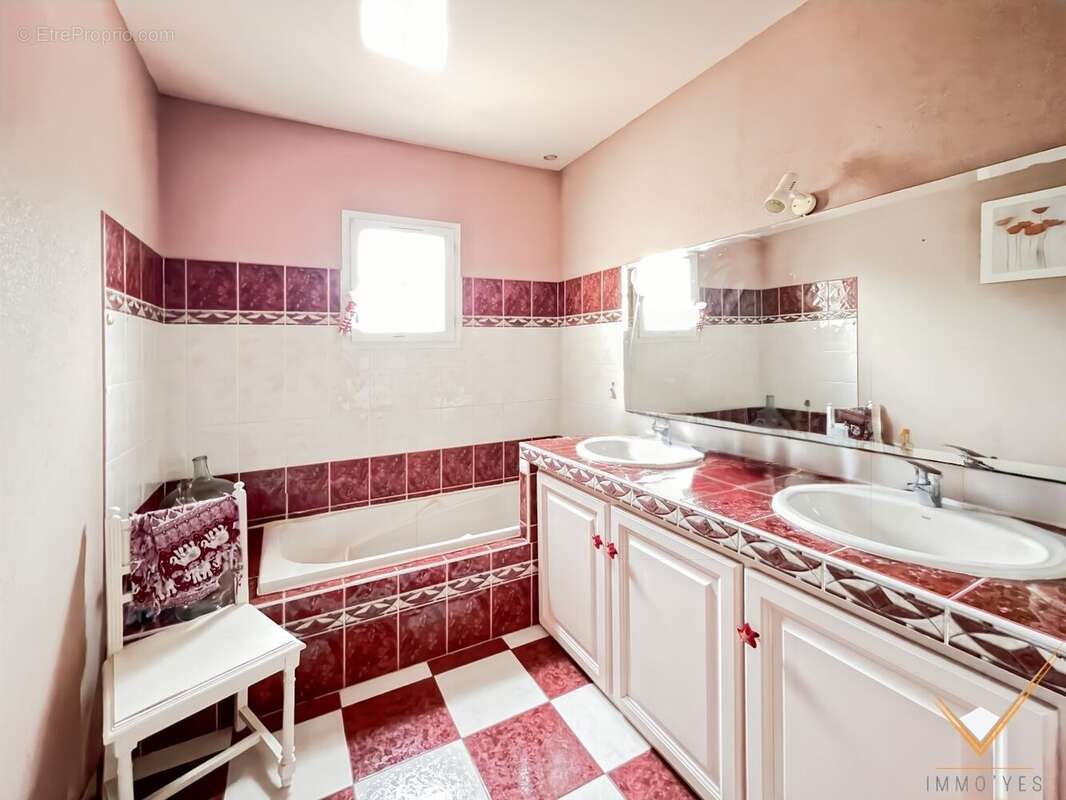 Maison à TOURNEFEUILLE