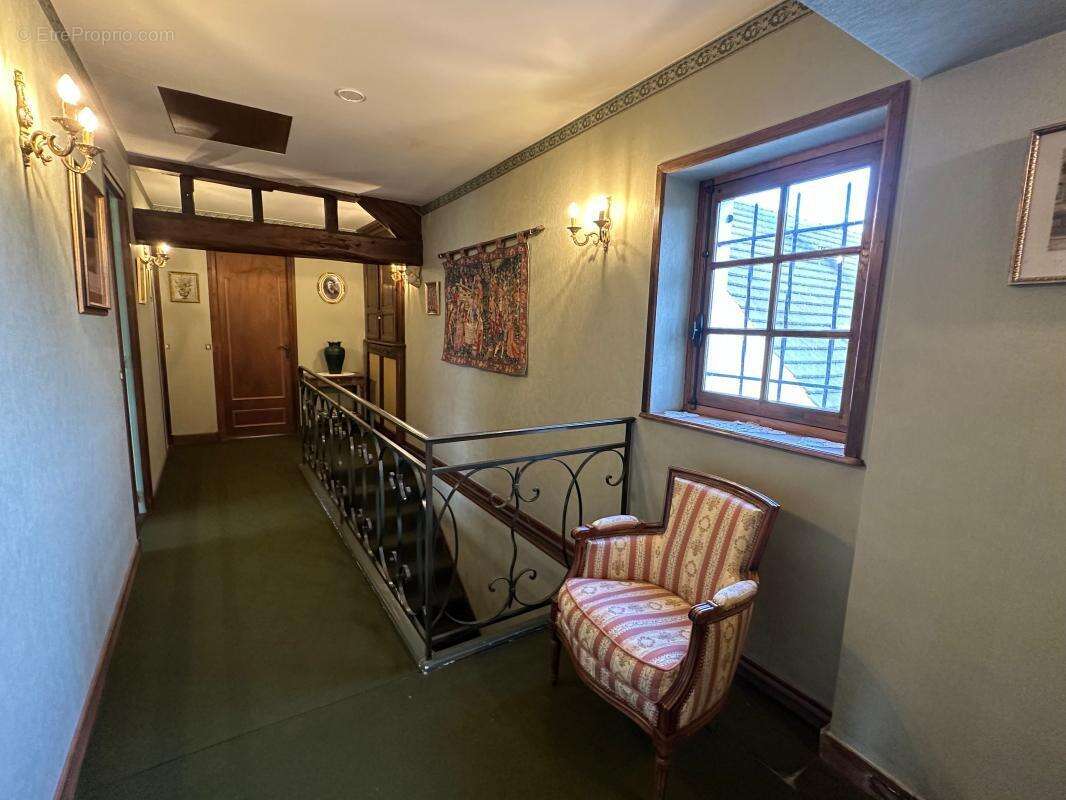 Maison à ISLES-LES-MELDEUSES