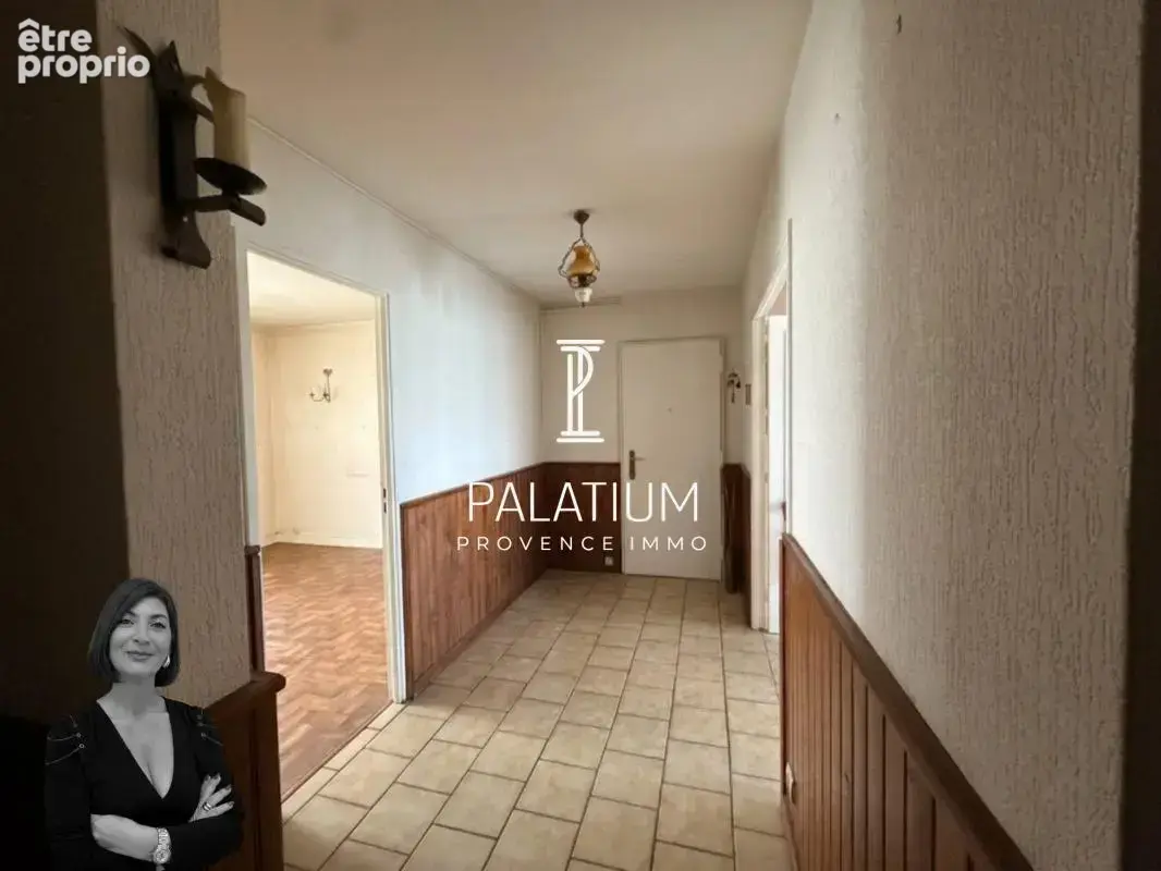 Appartement T4 lumineux à SALON DE PCE - photo 4