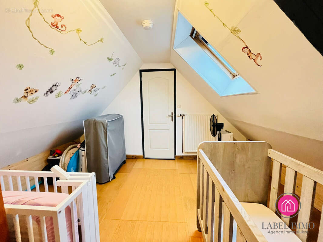 Maison à FONTAINE-AU-PIRE