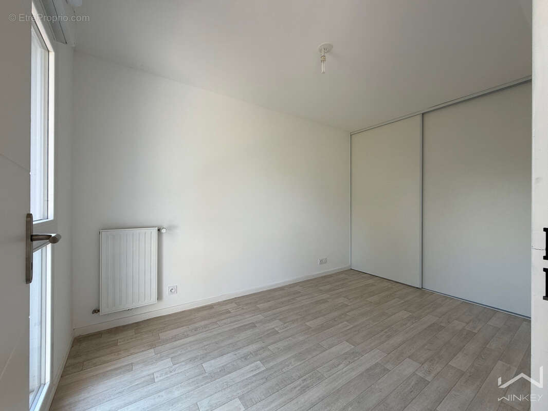 Appartement à LA MEZIERE