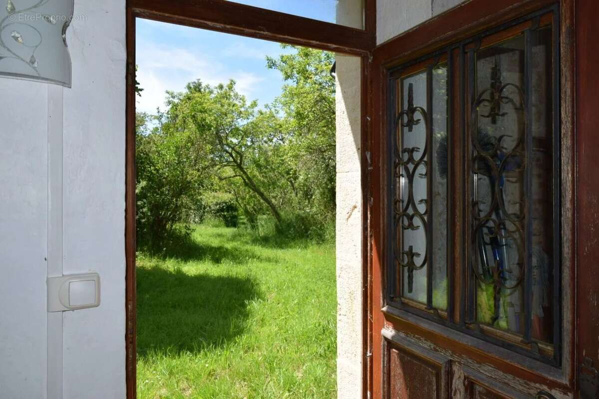 Fermette à vendre dans la Nièvre avec 3375 m² de terrain - photo 4