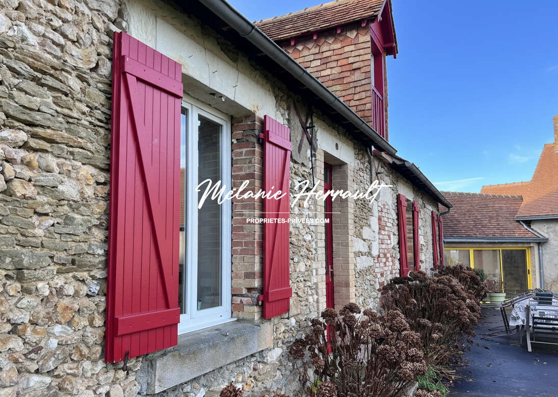 Maison à PARIGNE-L'EVEQUE