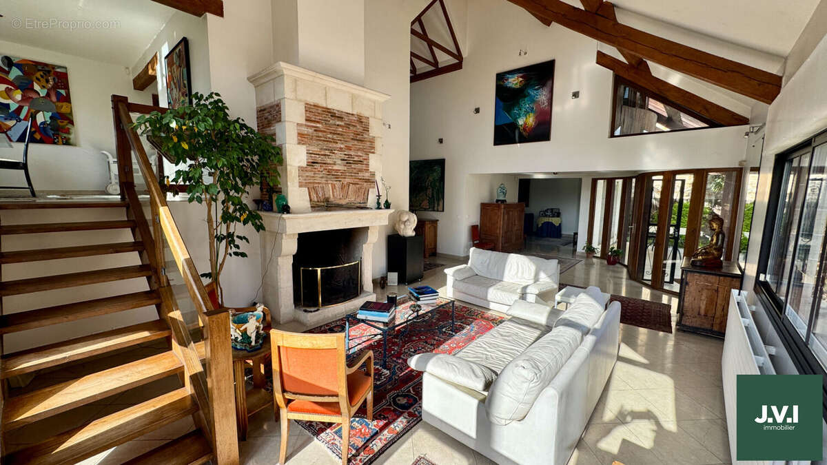 Maison à ENGHIEN-LES-BAINS