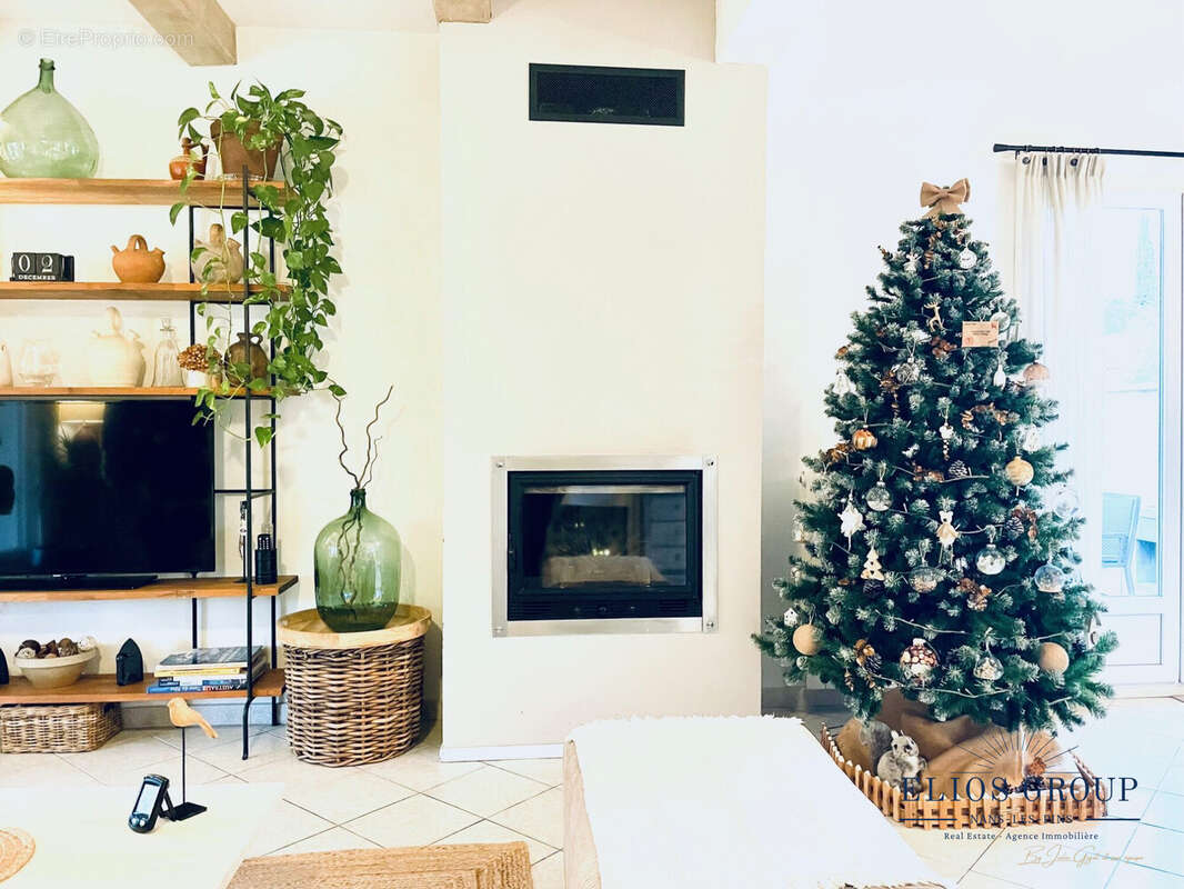 Maison à NANS-LES-PINS