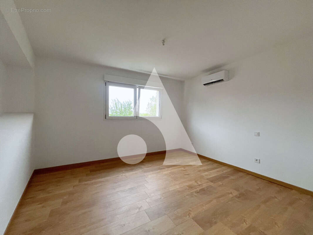 Maison à MONCEL-SUR-SEILLE