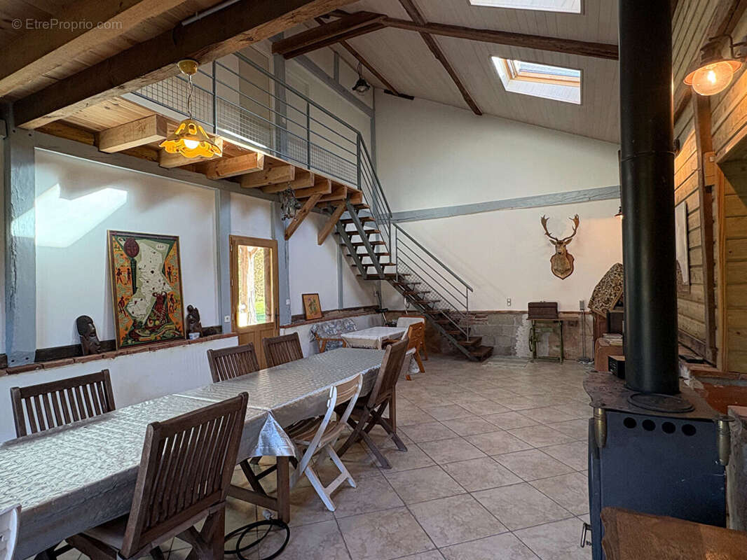 Maison à RION-DES-LANDES