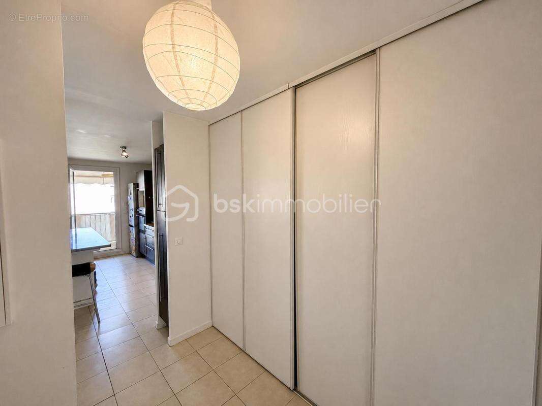 Appartement à MOUANS-SARTOUX
