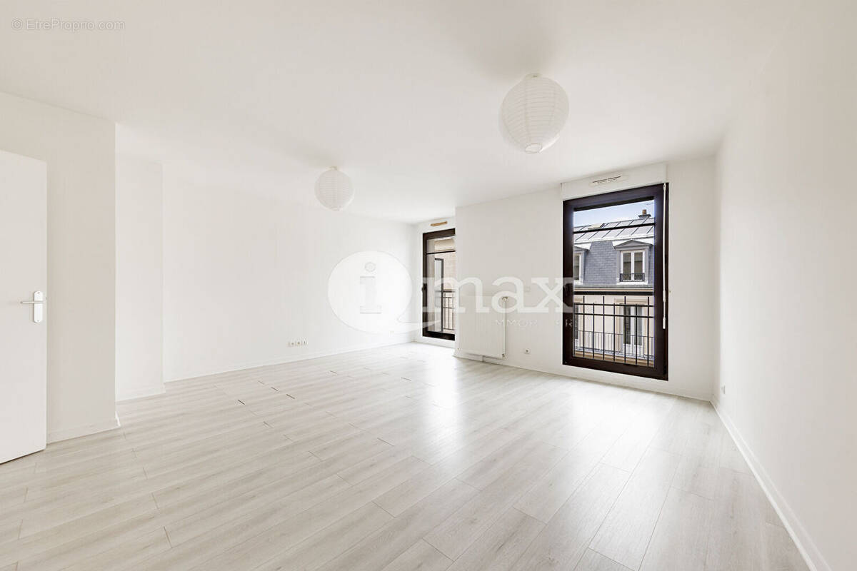 Appartement à LEVALLOIS-PERRET