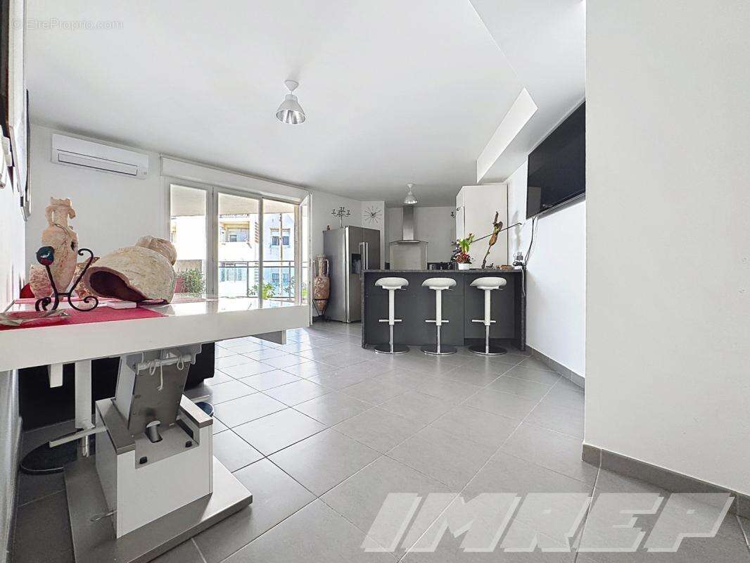 Appartement à MARSEILLE-8E