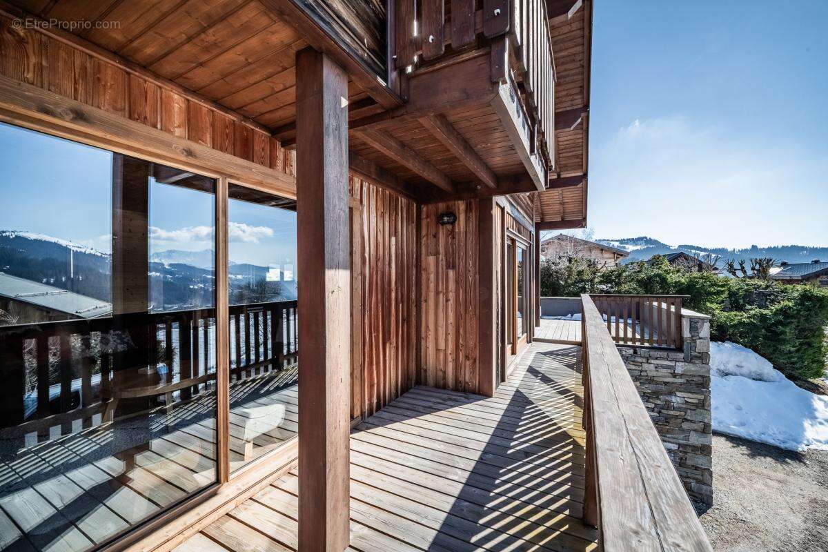 Un chalet alpin magnifiquement aménagé offrant une vue panoramique, idéalement situé à Chavannes - photo 23