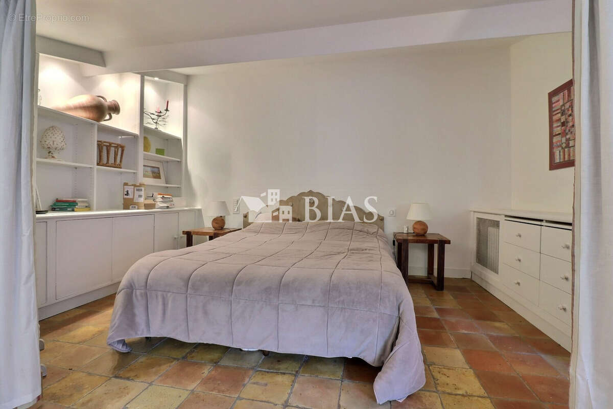 Maison à FIQUEFLEUR-EQUAINVILLE