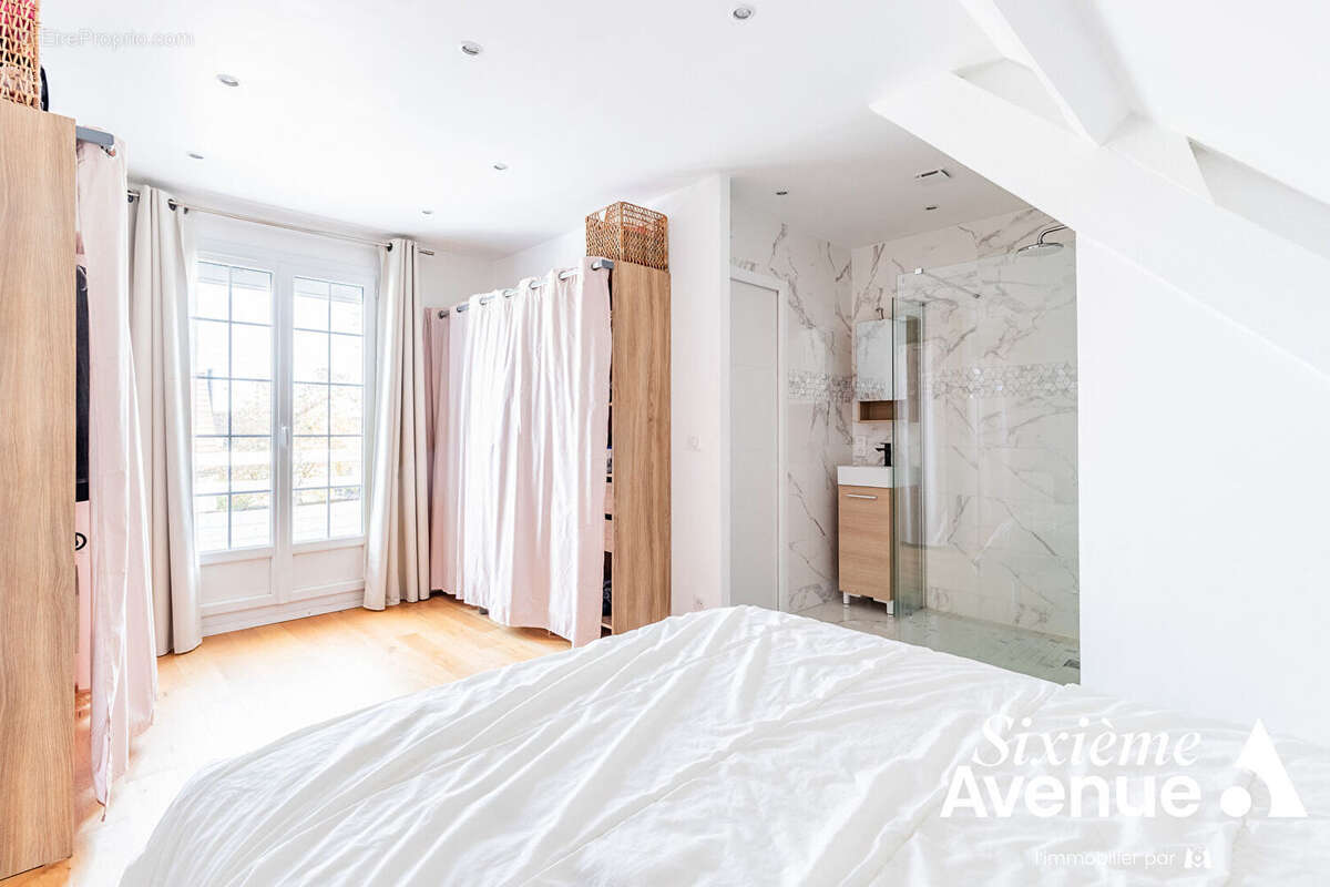 Maison à SAVIGNY-SUR-ORGE