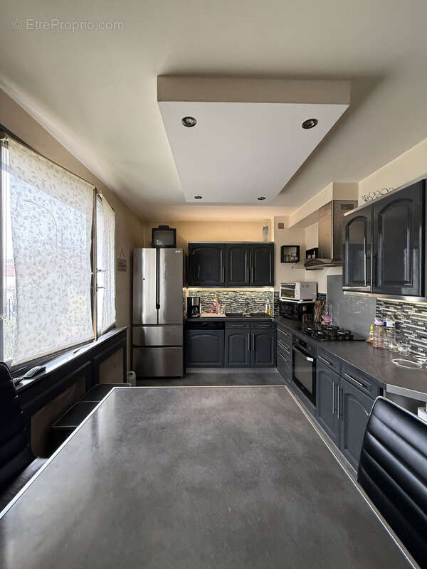 Maison à LE BLANC-MESNIL