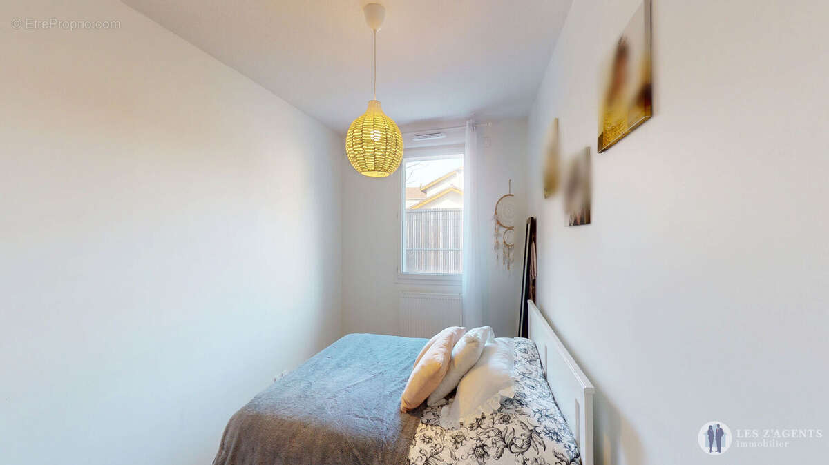 Appartement à SAINT-MARTIN-D'HERES