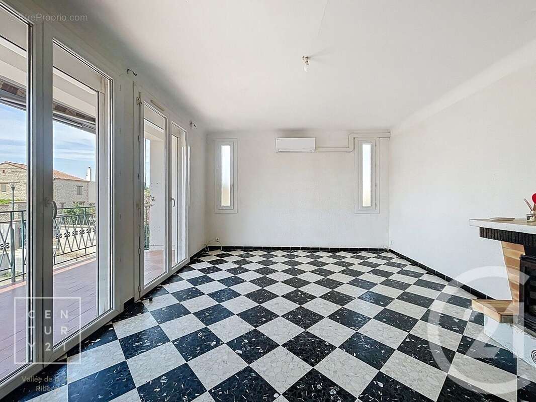 Appartement à CORNEILLA-LA-RIVIERE