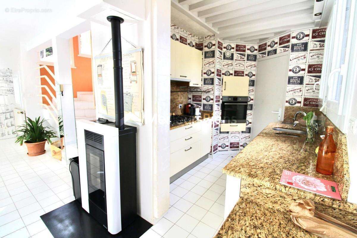 Maison à L&#039;ABERGEMENT-CLEMENCIAT