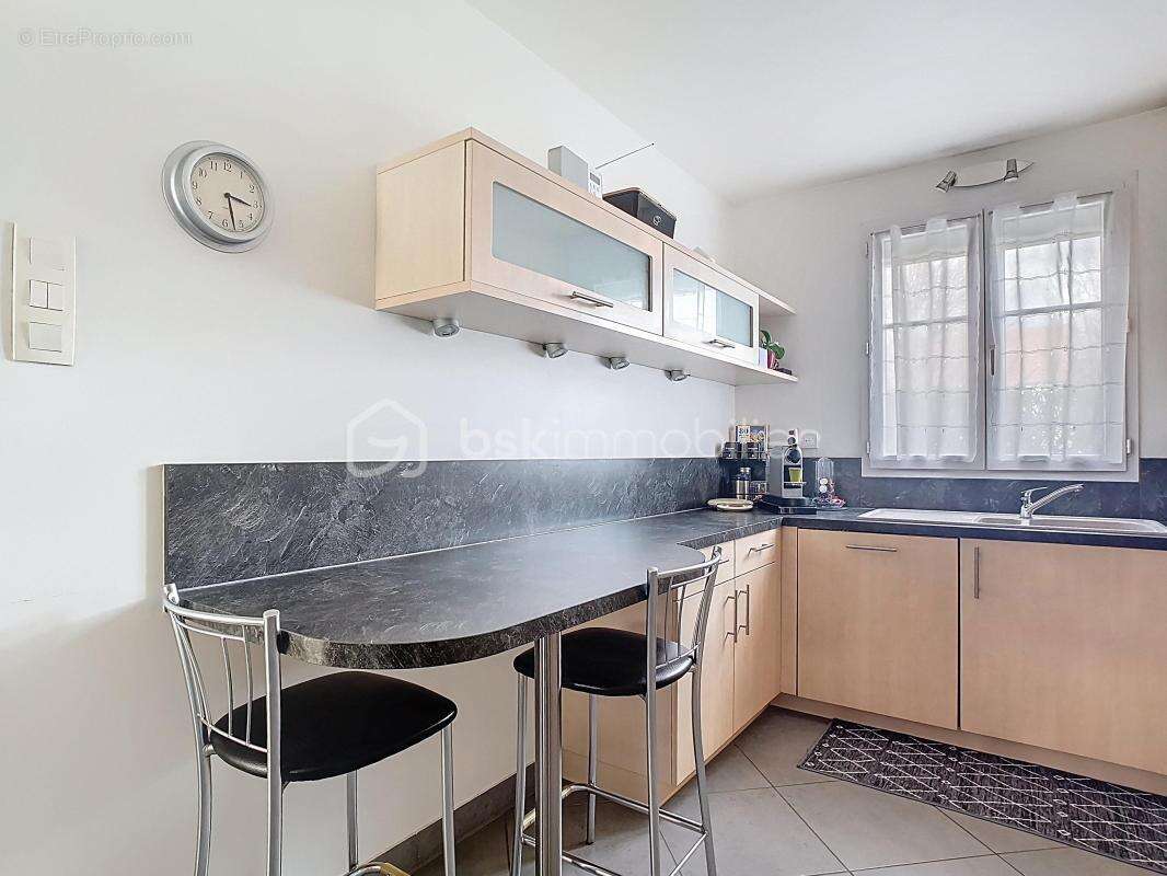 Maison à CHAMPS-SUR-MARNE