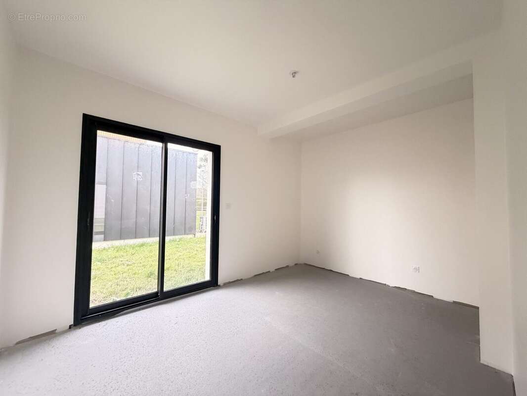 Maison à BENOUVILLE