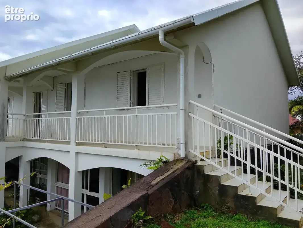 Maison à PETITE-ILE