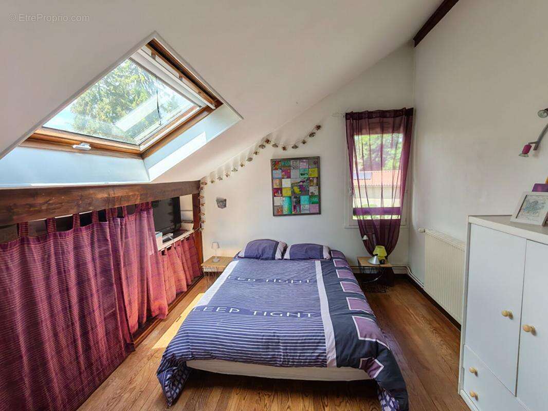Maison Roybon 7 pièce(s) 173 m2 - photo 8