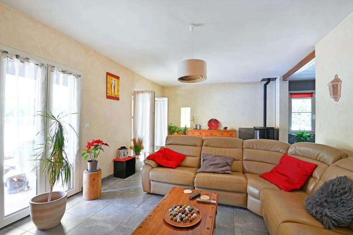 Maison à COMPS
