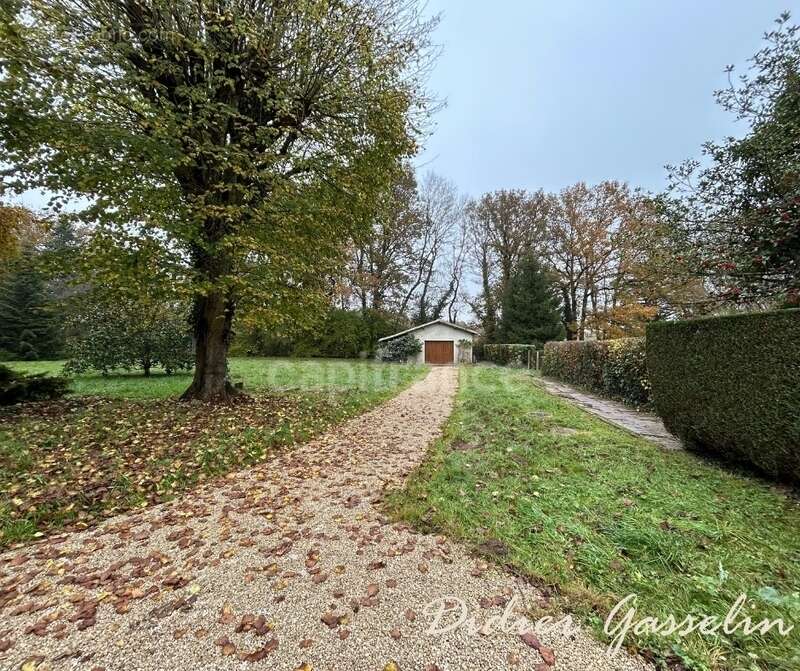 Maison à vendre 4 pièces FRETIGNY (28) - photo 8