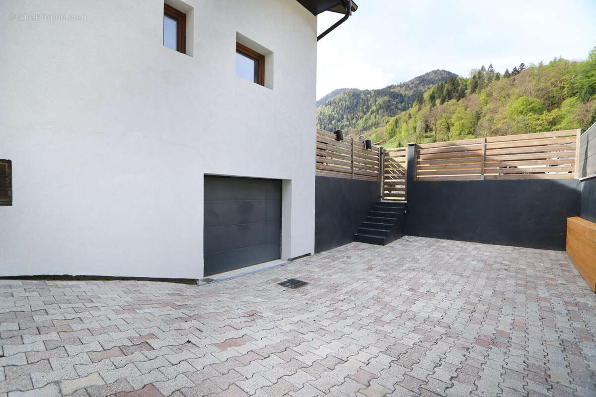 Maison à SAINT-JEOIRE