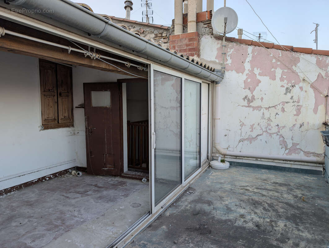 Appartement en duplex avec terrasse à rénover - photo 13