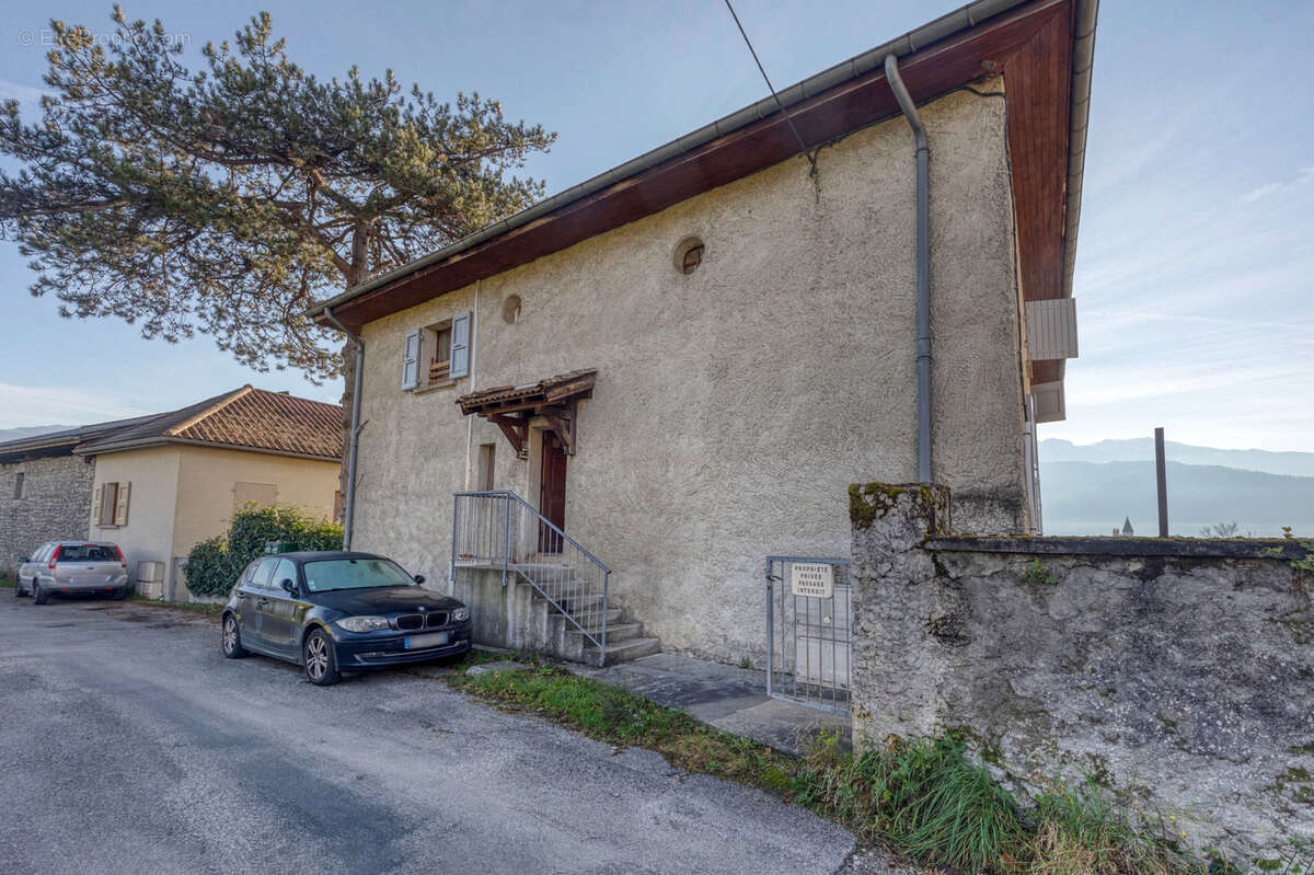 Appartement à SAINT-NAZAIRE-LES-EYMES