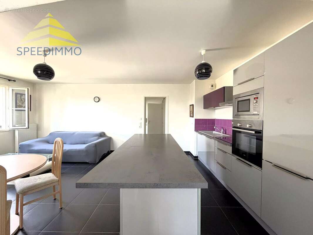 Appartement à PERIGNY
