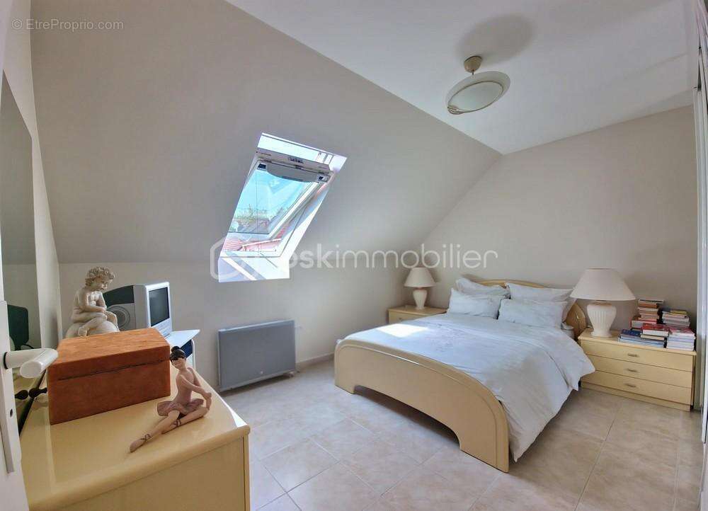 Maison familiale de charme – 153 m² habitables – 170 m² utiles – quartier recherché de la haie bertrand - photo 22