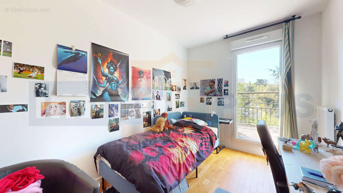 Appartement à FONTENAY-LE-FLEURY