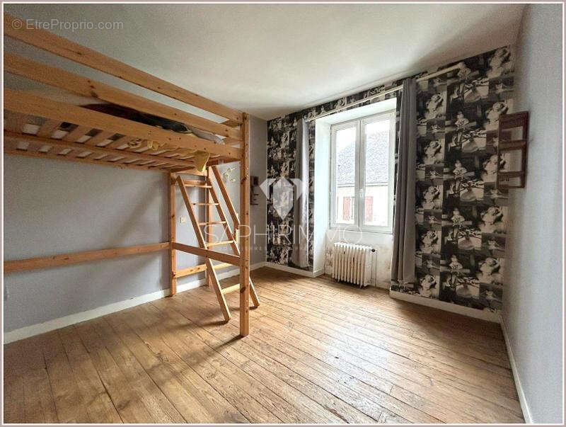 Maison à LAPLEAU