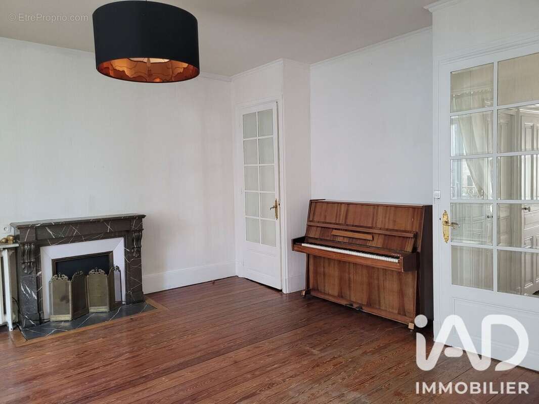 Photo 2 - Appartement à MONTCEAU-LES-MINES