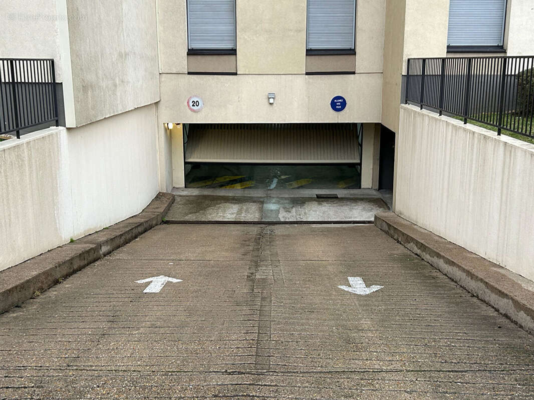 Autre à L'HAY-LES-ROSES