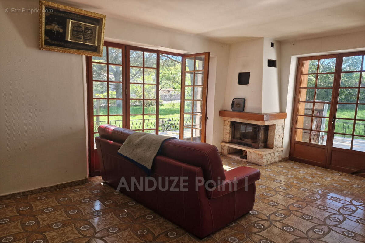 Maison à BOISSET-ET-GAUJAC