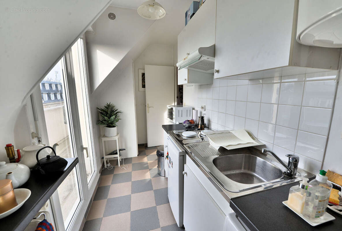 Appartement à PARIS-9E