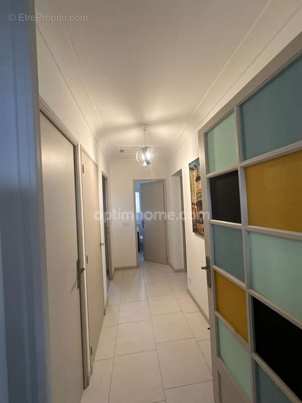 Villecroze – Propriété de charme avec studio indépendant, piscine et fort potentiel - photo 10