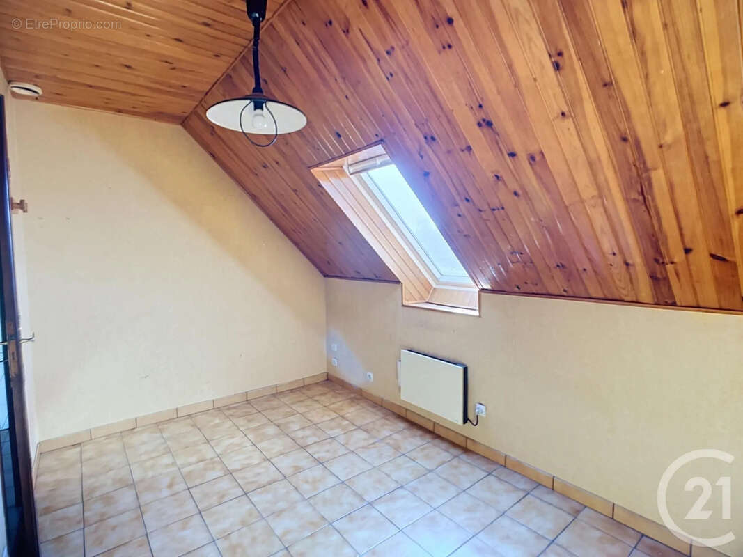 Maison 6 pièces 137 m² à vendre à Trie-La-Ville (60590) - photo 15