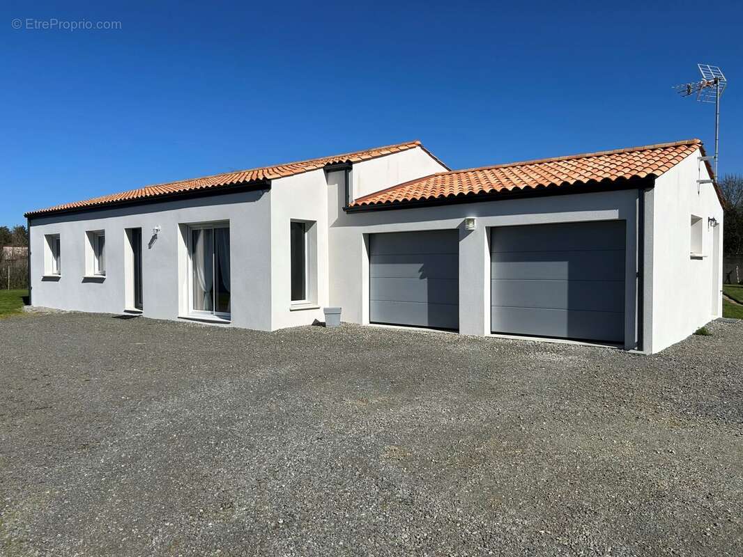 Maison à BEAUVOIR-SUR-MER