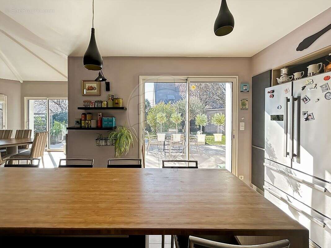 Maison à SAINTE-LUCE-SUR-LOIRE