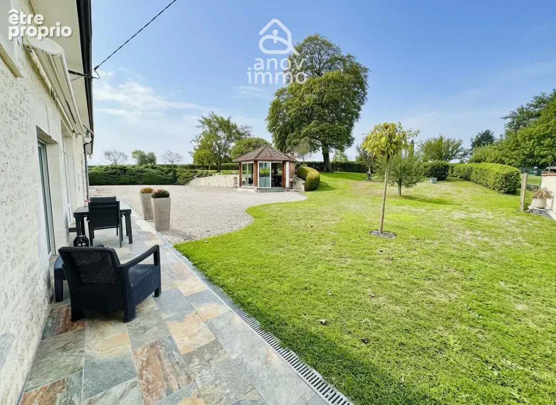 Grange rénovée avec goût   173 m2 habitables, 100 m2 de dépe - photo 15