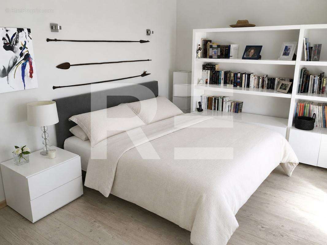 Superbe propriete avec piscine dependances la sainte baume - photo 9